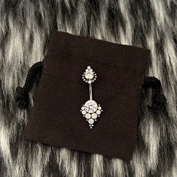 LEROI Swarovski Naval Piercing - Picture 2 of 4